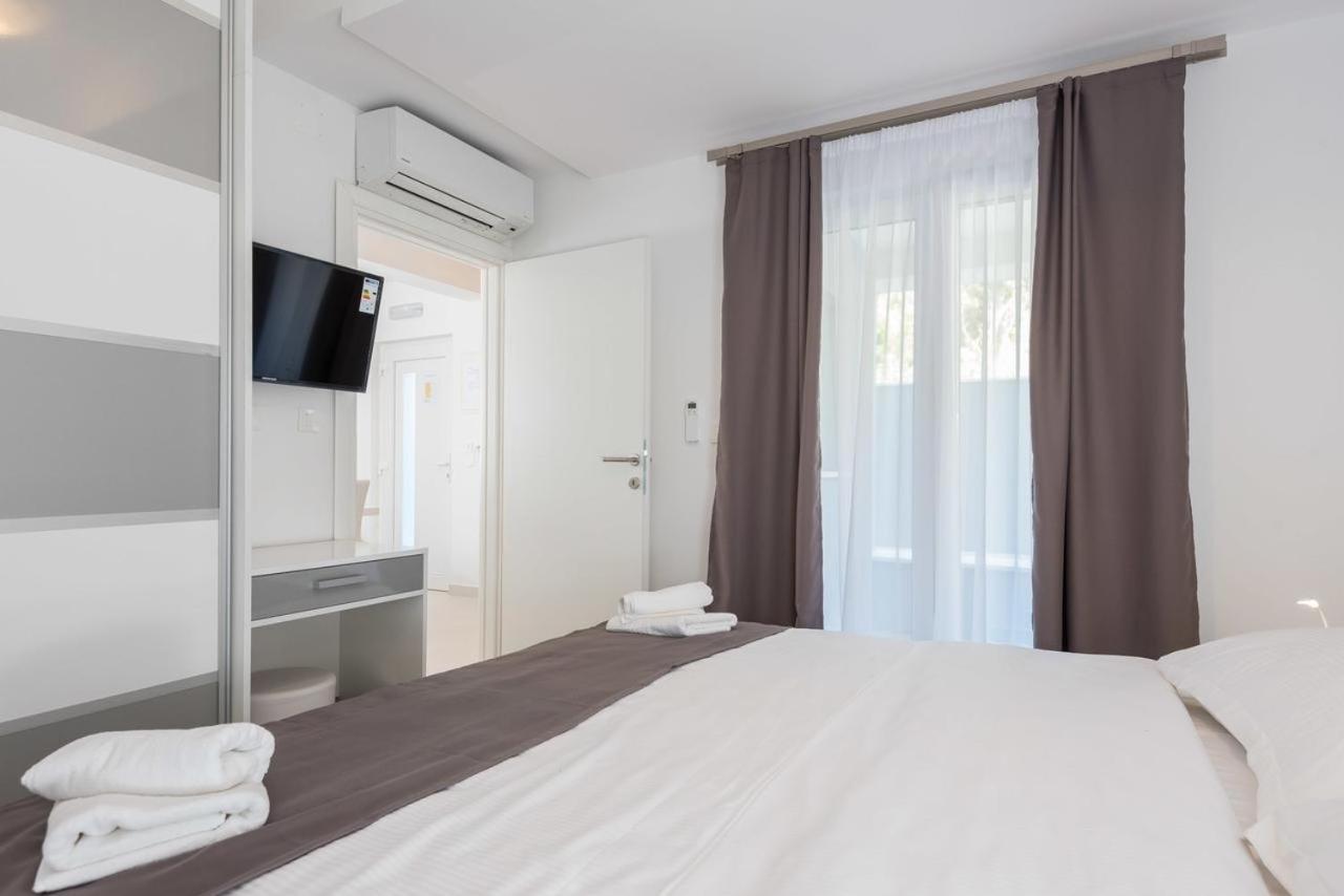 Apartments Poseidon Sreser Ngoại thất bức ảnh